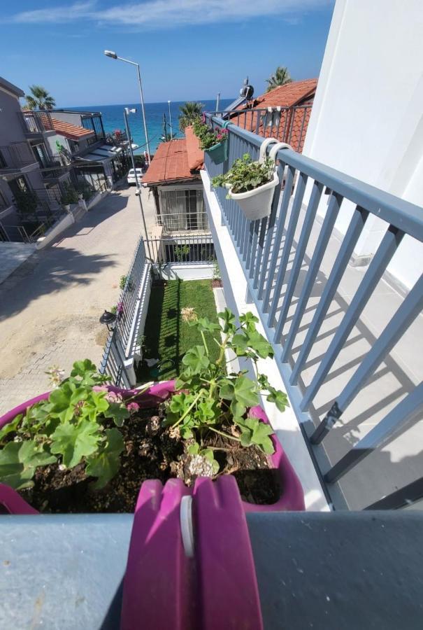 Lulubay Rooms & Suites Kuşadası Buitenkant foto