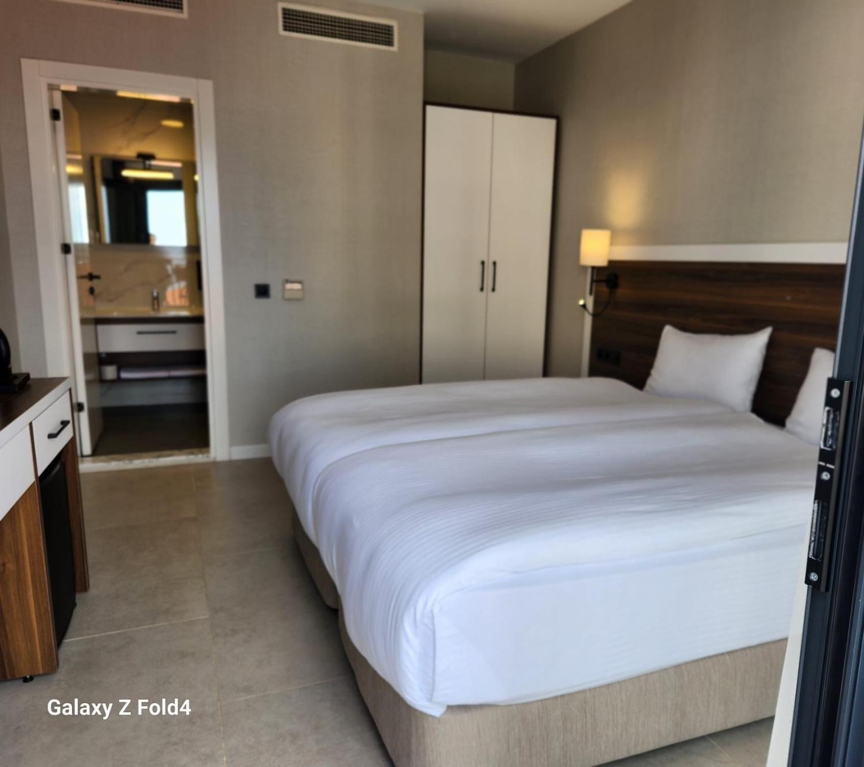Lulubay Rooms & Suites Kuşadası Buitenkant foto